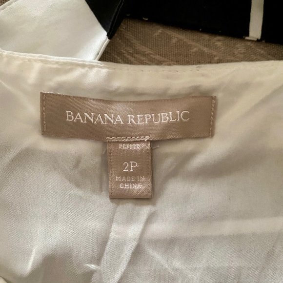 Banana Republic Black & White 2P Striped Dress - Picture 4 of 4